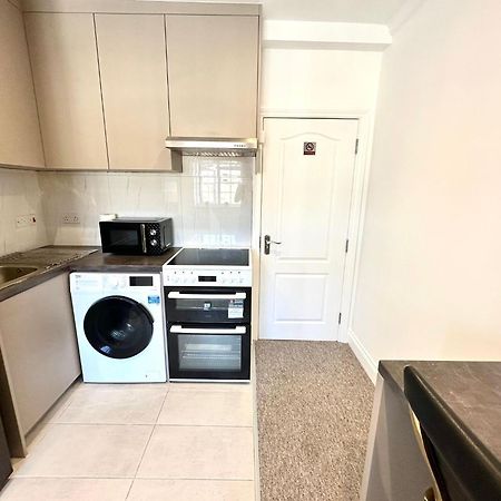 Spectacular Modern, Private Apartment,15 Mins To Central London Hendon Kültér fotó