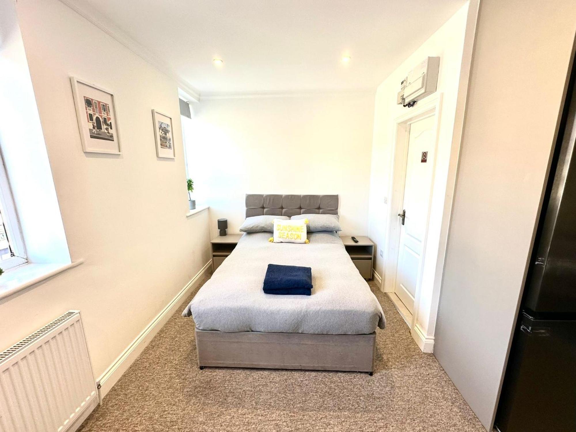 Spectacular Modern, Private Apartment,15 Mins To Central London Hendon Kültér fotó