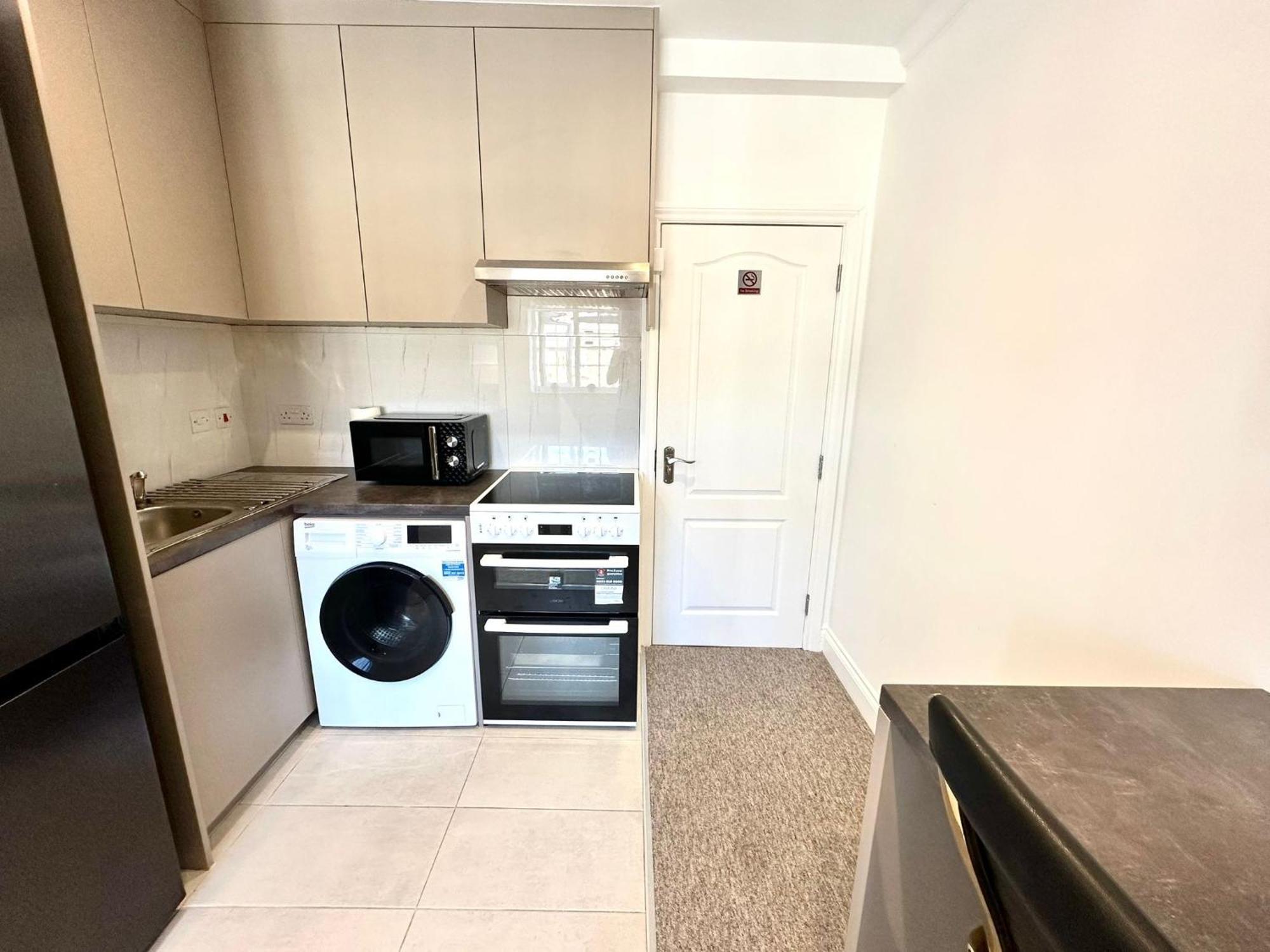 Spectacular Modern, Private Apartment,15 Mins To Central London Hendon Kültér fotó