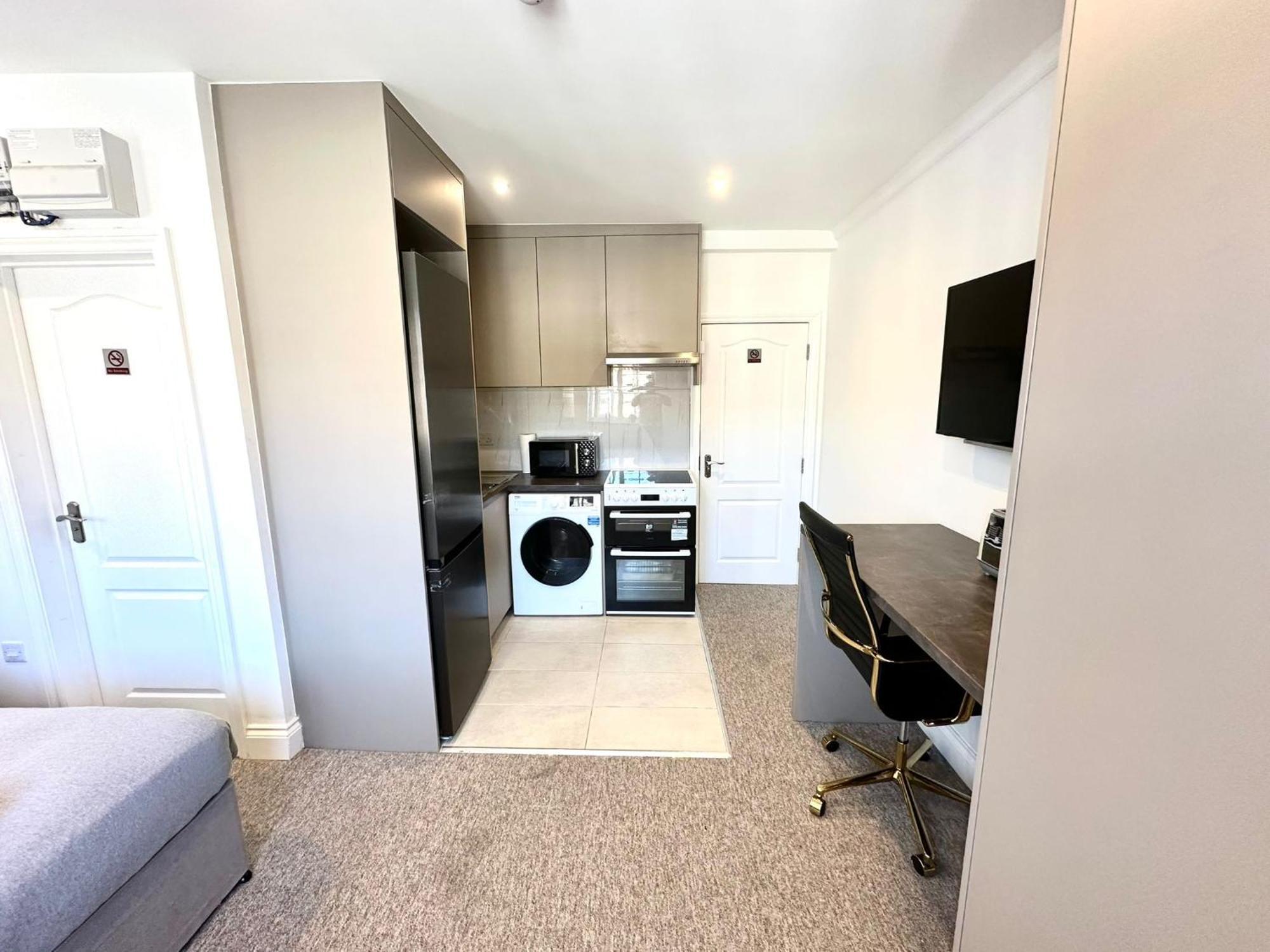 Spectacular Modern, Private Apartment,15 Mins To Central London Hendon Kültér fotó
