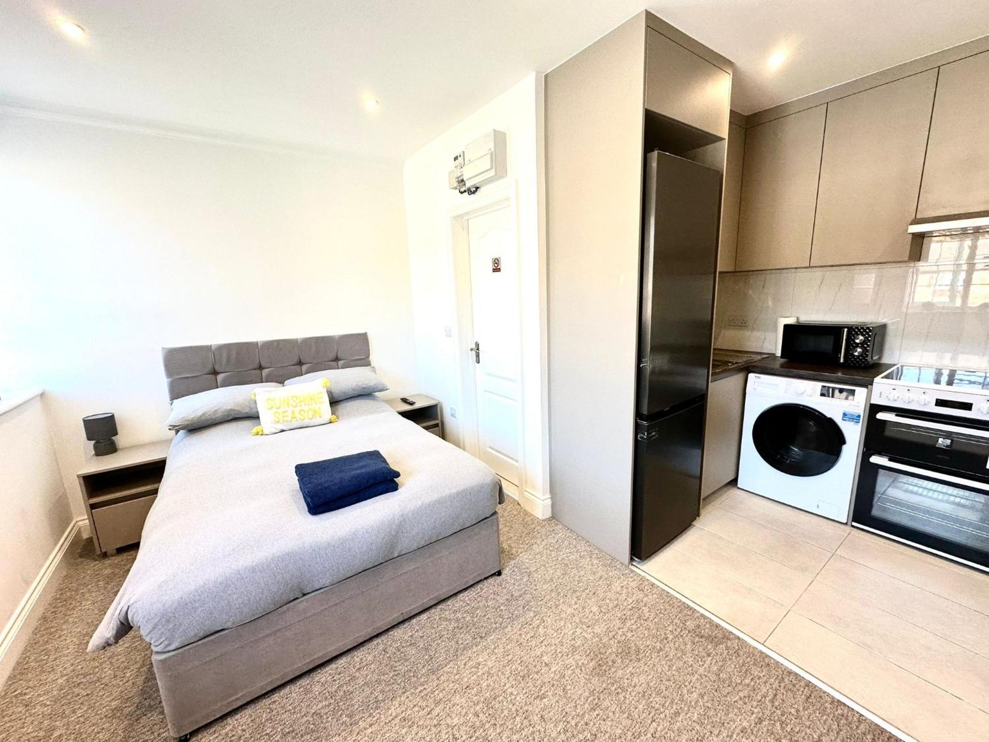 Spectacular Modern, Private Apartment,15 Mins To Central London Hendon Kültér fotó